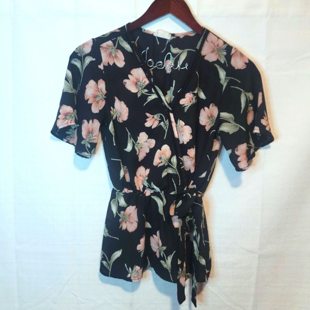 Sienna Sky Floral Tie Waist Smocked Coquette Top Size XS